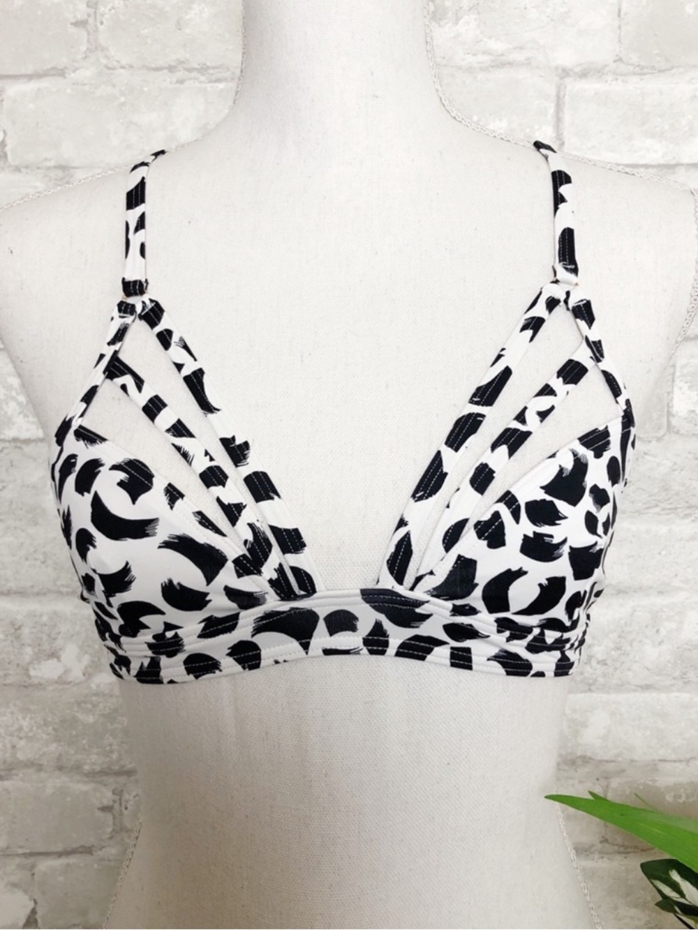 NWT KOPPER & ZINK Lola Twilight Caged Triangle Bikini Top XS